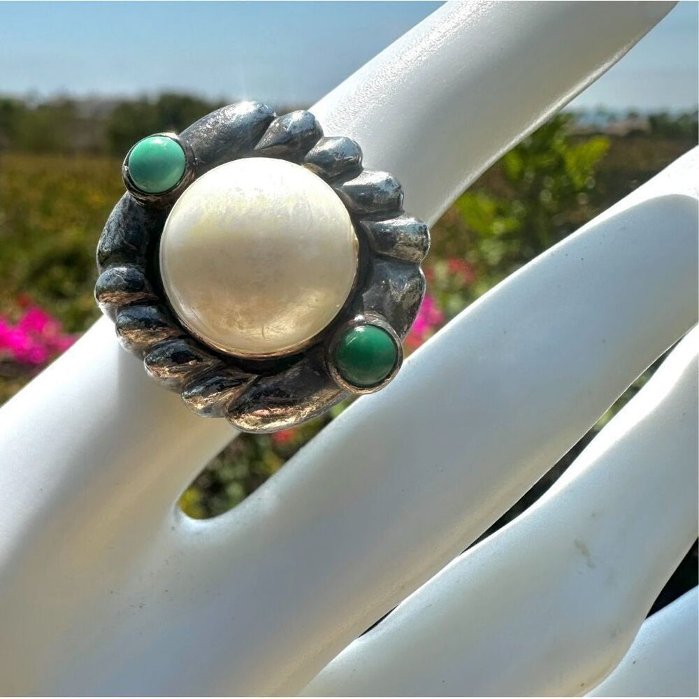 Sterling silver natural stone statement ring